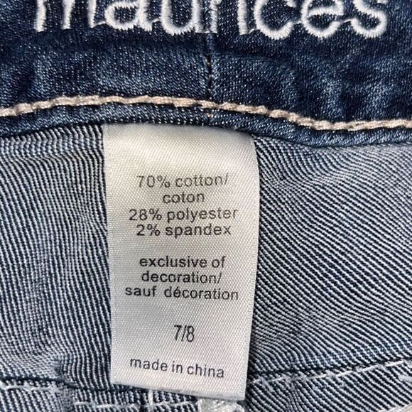 Maurice’s Distressed Embroidered Pocket Denim Capri Jeans Size 7/8 #55 - Picture 4 of 4